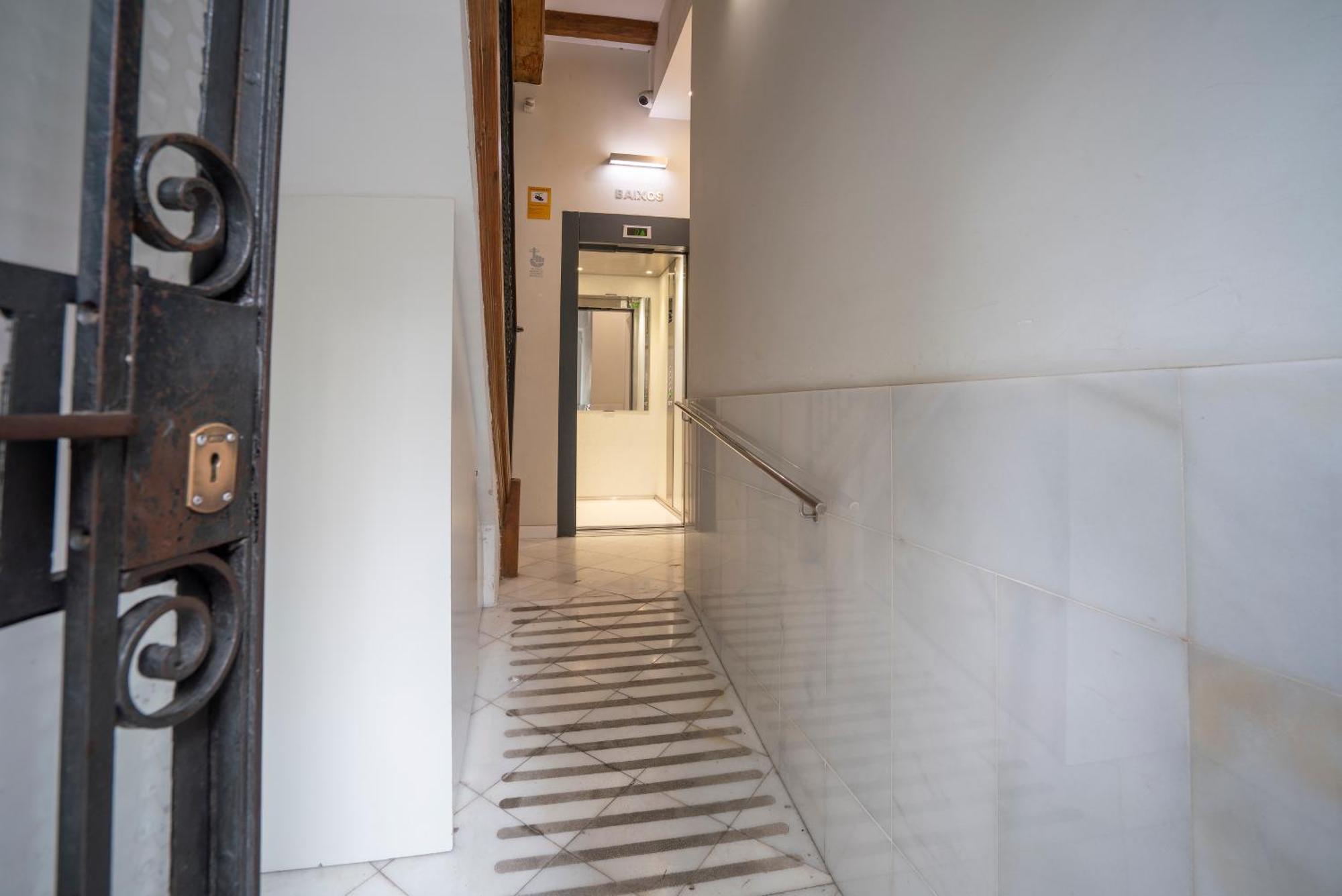 Bcnstop Sant Pau Suites บาร์เซโลนา ภายนอก รูปภาพ