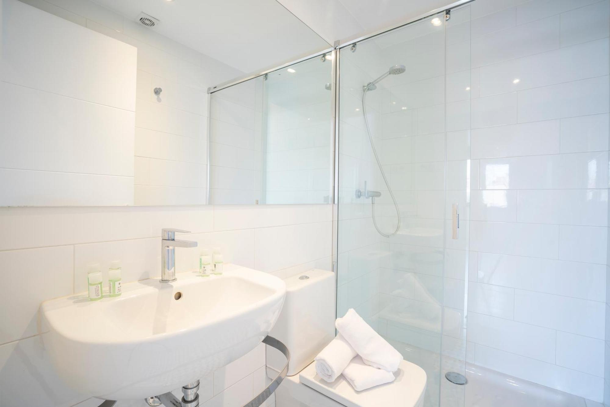 Bcnstop Sant Pau Suites บาร์เซโลนา ภายนอก รูปภาพ